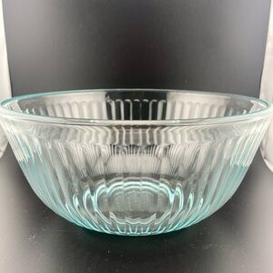 Vintage, Clear, Ribbed 7403-S , 10-Cup Glass Bowl, by Pyrex